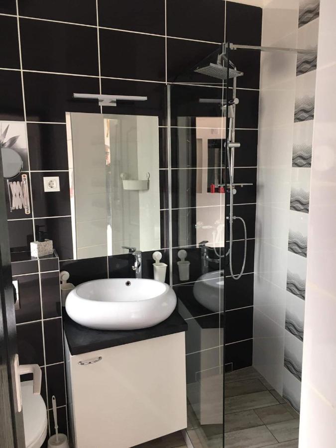 Cuki Apartmanok Dombóvár Dış mekan fotoğraf