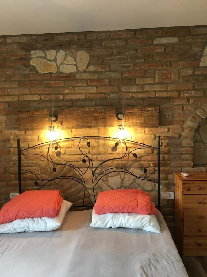 Cuki Apartmanok Dombóvár Dış mekan fotoğraf